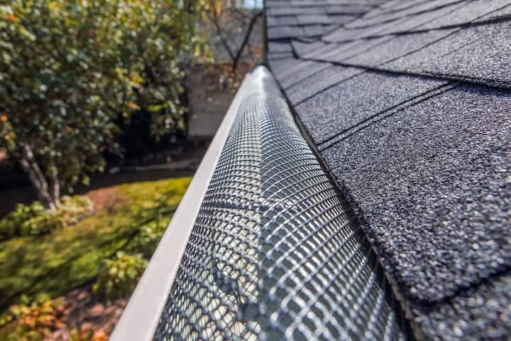 A home receiving gutter maintenance in Jacksonville, FL.